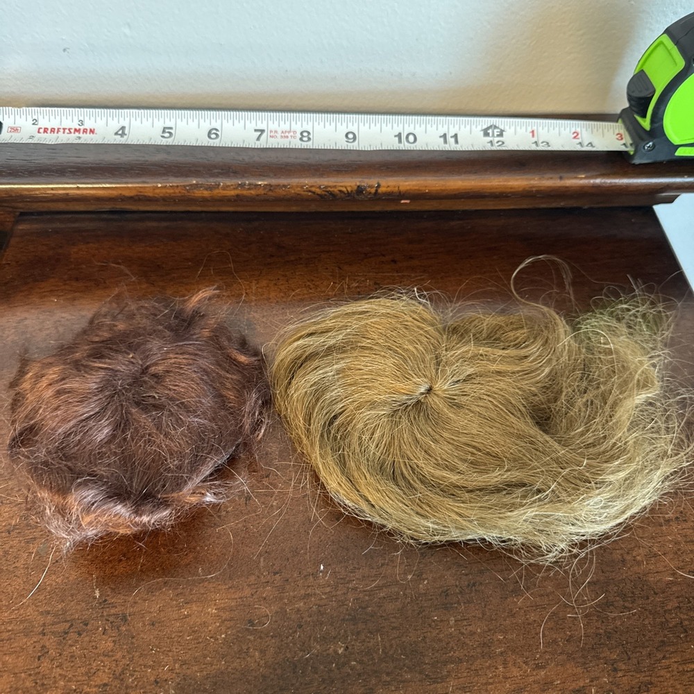 17 Pc. Lot of Various sizes, Color & Brands Doll Wigs Vintage Doll Hair Clips - Picture 12 of 16
